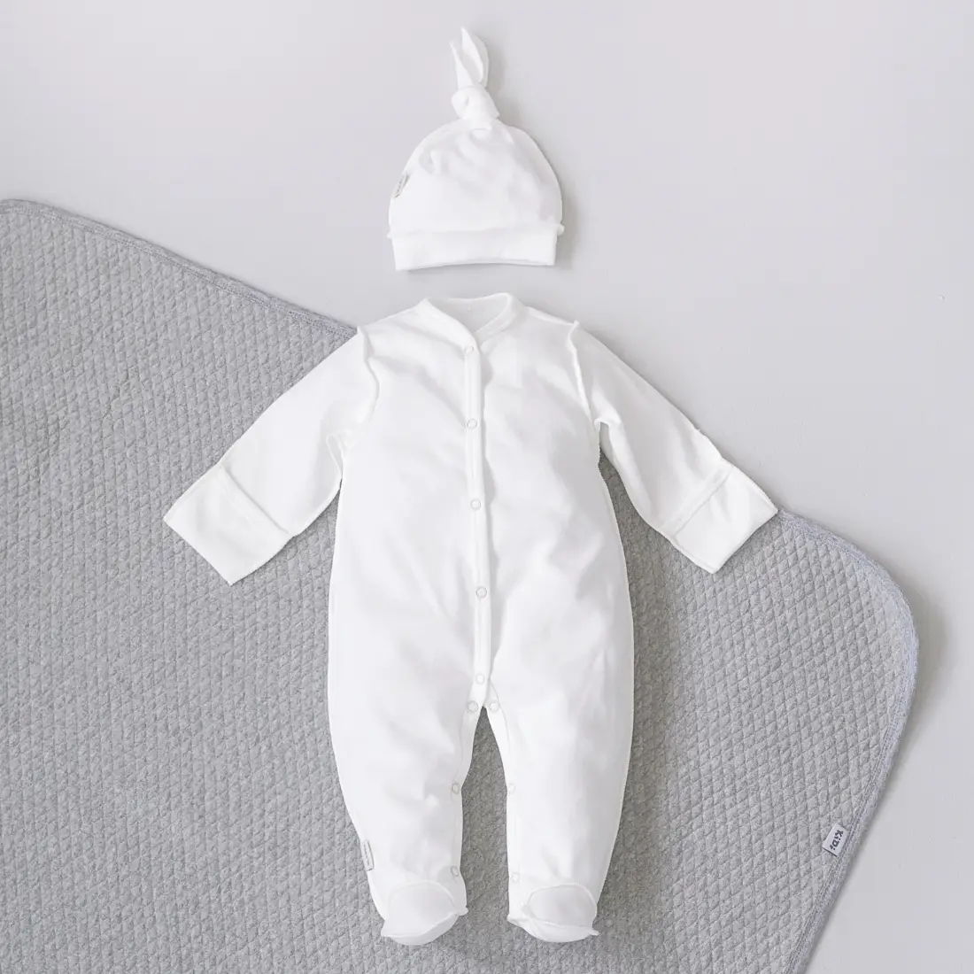 Комбинезон слип с шапочкой KiDi Узелок молочный 50-56 см