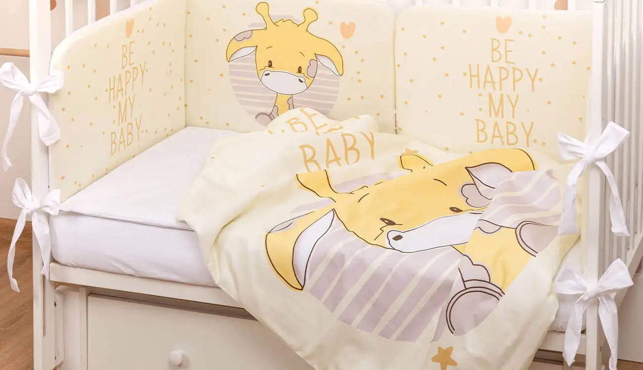 Комплект BoomBaby в кроватку Жирафик, 6 предметов, сатин, желтый