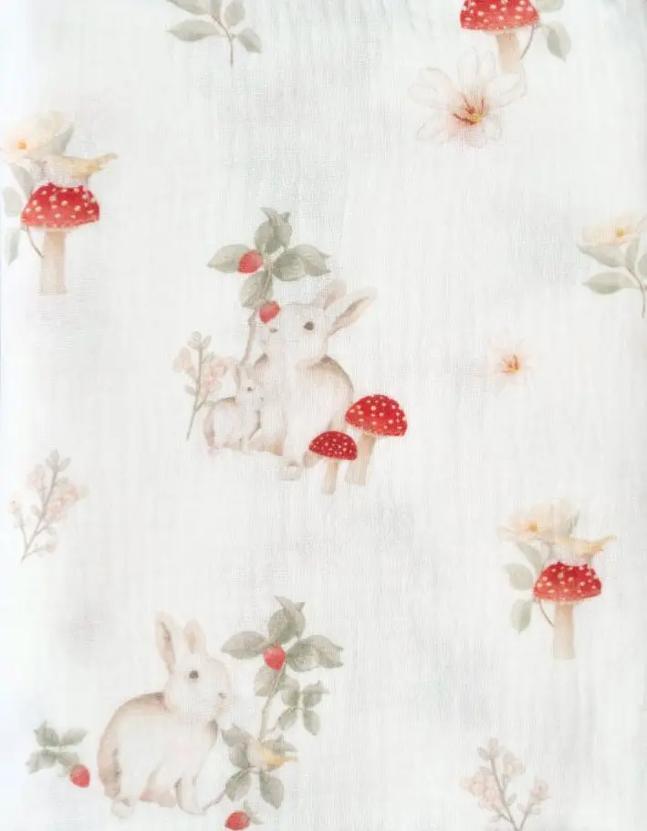 Пеленка муслиновая Little Star, зайки с грибочками, 125х125 см