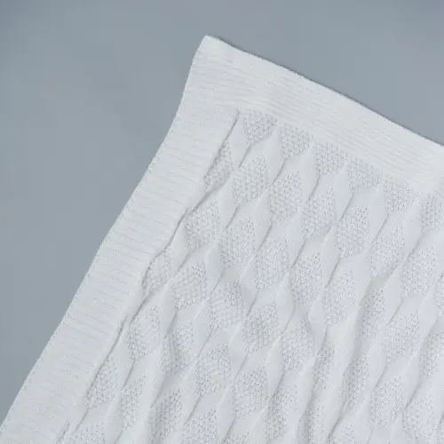 Плед вязаный Little Star Ромбик белый 90х90 см