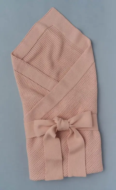 Плед вязаный и лента Little Star Классика 90х90 Пудра