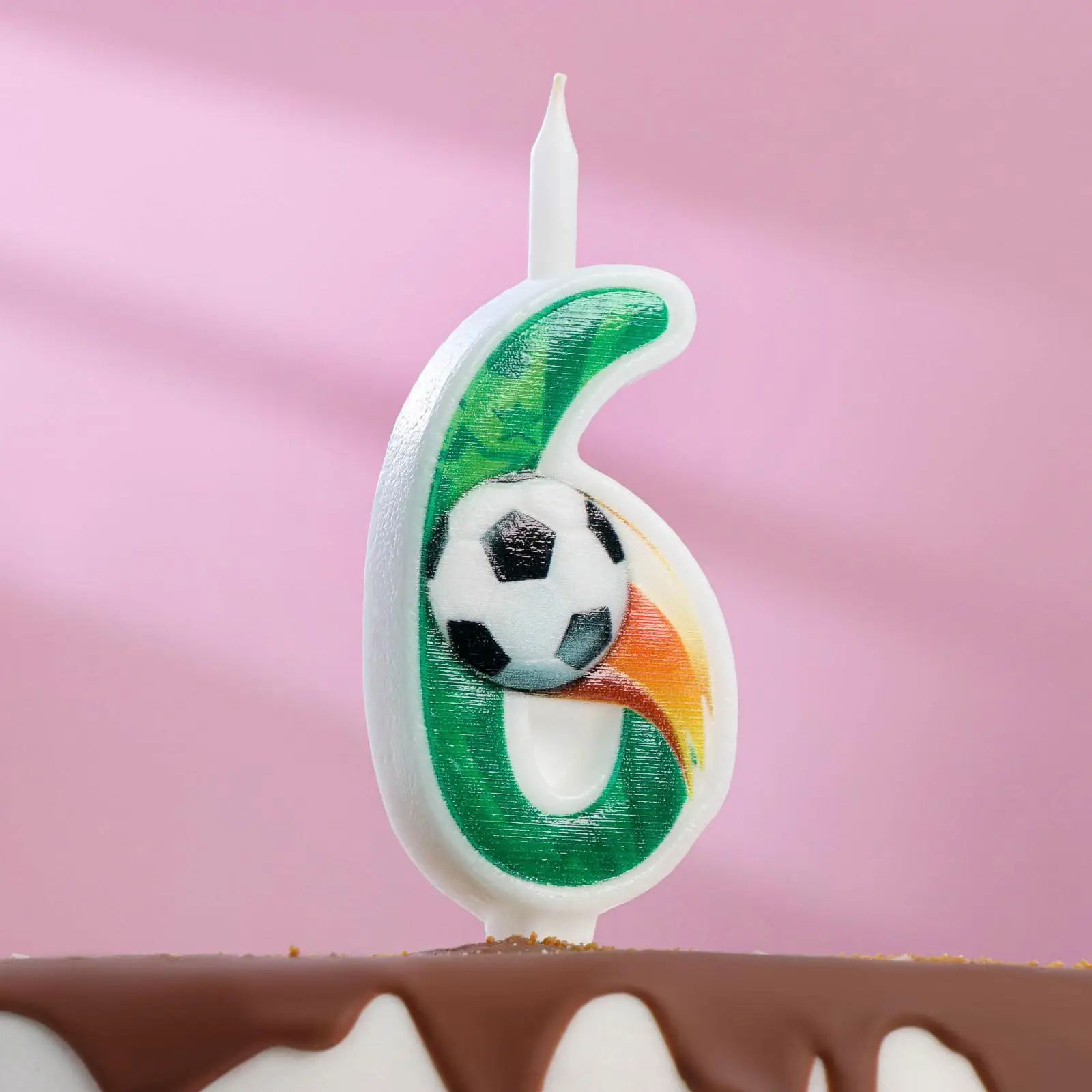 Свеча Страна Карнавалия для торта Футбольная цифра 6 зелёная, 12,5 см