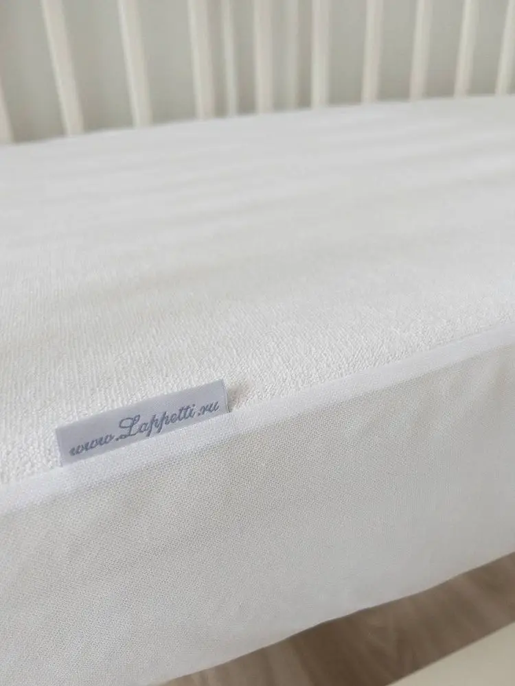 Наматрасник для прямоугольного детского матраса водонепроницаемый с бортом на резинке 160*80*20 см, цвет белый