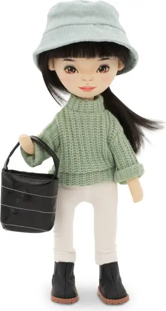 Кукла Lilu в зелёном свитере Orange Toys, серия Весна