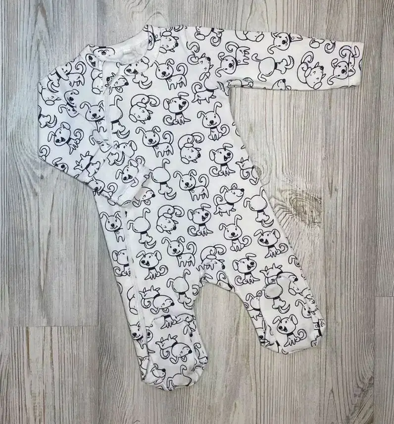 Комбинезон – слип RinaAmari на молнии, с закрытой ножкой Щенята (62)