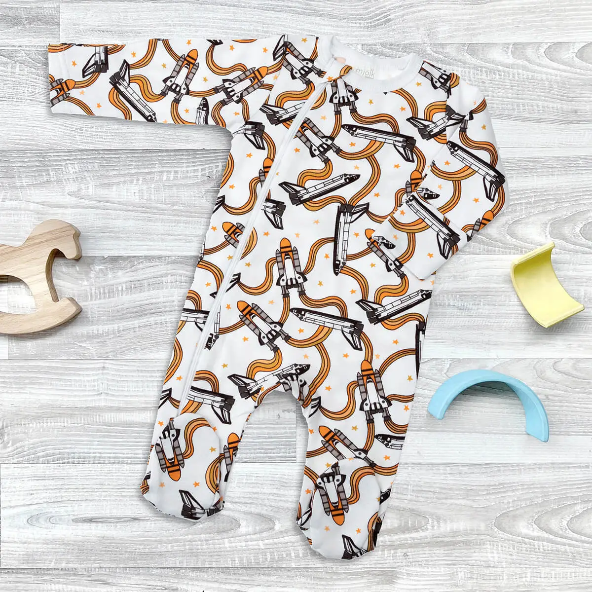 Утеплённый комбинезон с закрытой ножкой Mjolk Sleep and Play Ракеты 56