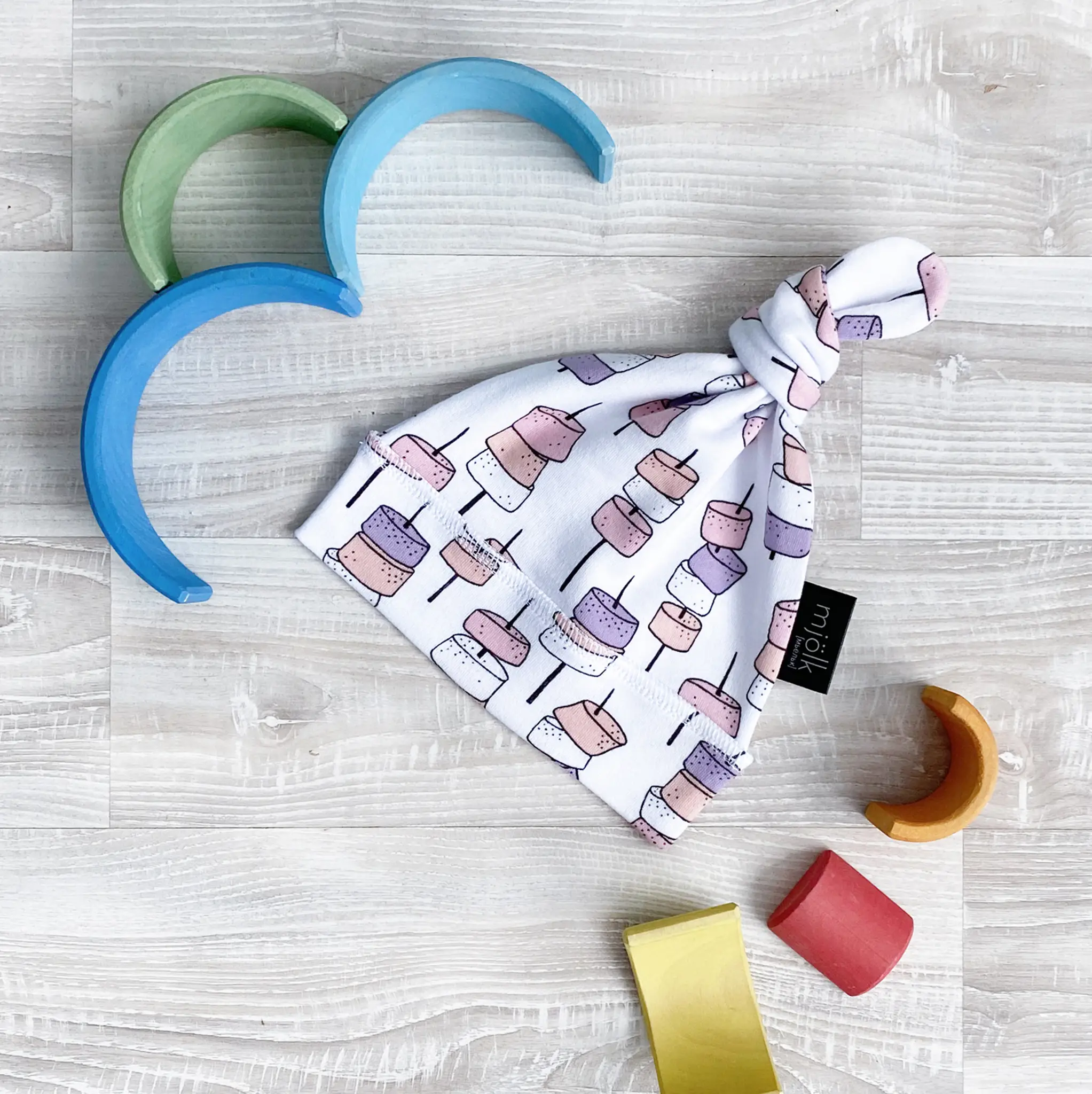 Шапочка Mjolk Маршмэллоу 42-46 см