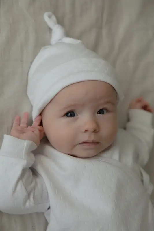 Шапка детская Loom белый 40-42 см